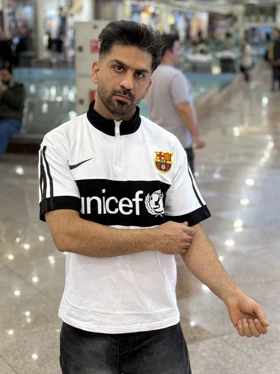 کیت باشگاهی هواداری بارسلونا رنگ سفید باکسی لش مردانه