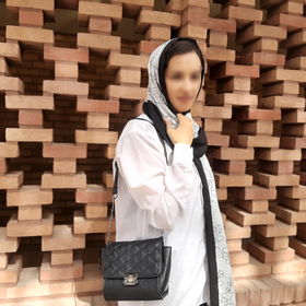 شال سفید مشکی