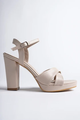 کفش پاشنه‌بلند کلاسیک زنانه اورجینال میرانین meyranin-ayakkabilari