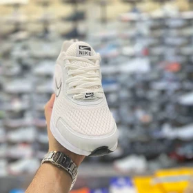 کفش ورزشی مردانه نایکی مدل زوم Zoom تمام سفید A7