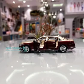 ماشین فلزی بنز میباخ