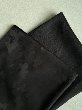 روسری سیلک مشکی قواره 95