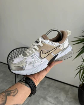 کتانی نایک V2K NIKE رنگ سفید کرم