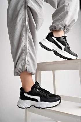 کتانی زنانه mcdark mcdark