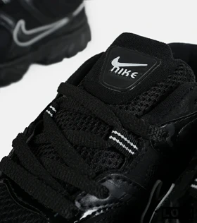 کفش کتانی مردانه و زنانه مشکی نایک NIKE v5 RNR
