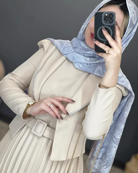 کت و سارافون پلیسه