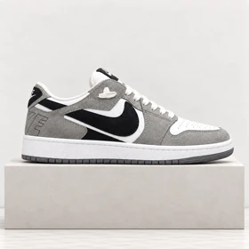 کتانی نایک Air Jordan 1 سفید طوسی مشکی مدل 9697 استایل خیابانی