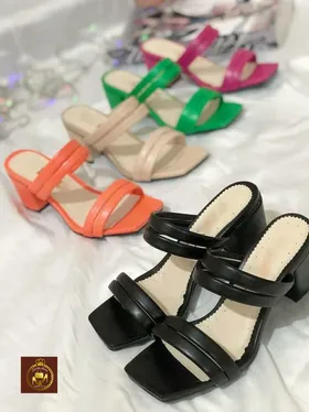 صندل و روفرشی پاشنه‌دار زنانه مدل hobby