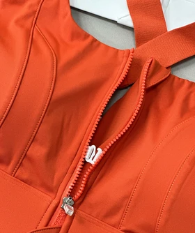 نیم‌تنه جلوزیپ