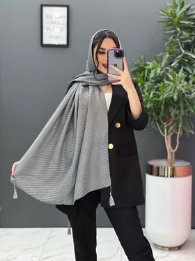 شال پلیسه درشت منگوله‌دار
