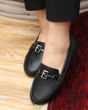 کفش کالج طبی زنانه FENDI