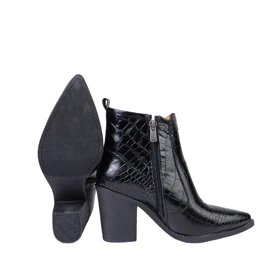 بوت چرم زنانه پاشنه‌دار 742