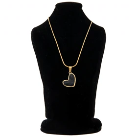 گردنبند دخترانه مدل قلبی کادر دار
