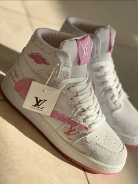 نایک ایرجردن لویی ویتون ٖ limited edition Louis Vuitton
