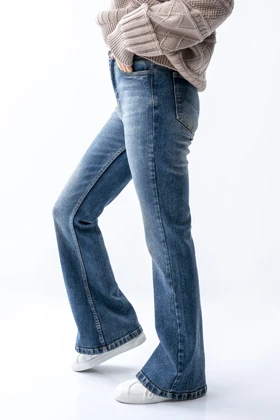 شلوار جین بوت کات زنانه