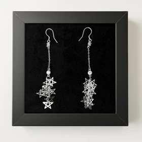 گوشواره نقره آویز ستاره‌ای نگین‌دار