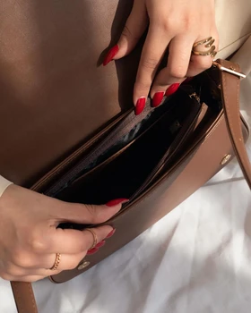 کیف دوشی عطرین