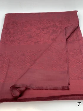 شال زرشکی چهارفصل