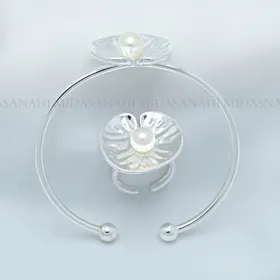 بنگل C08