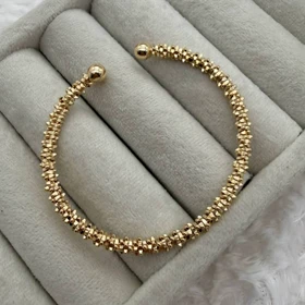 بنگل خاویاری در دو رنگ