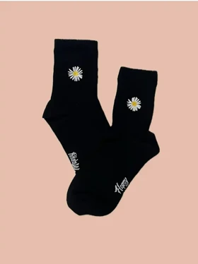 جوراب نیم ساق زنانه گلدوزی طرح گل بابونه