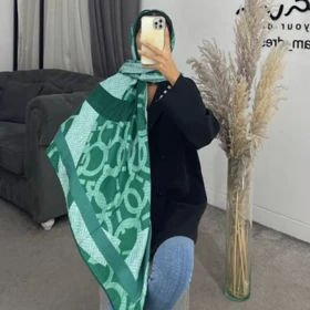 روسری طرح دار