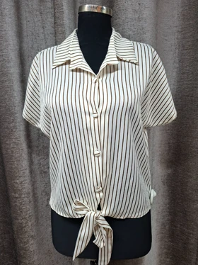 شومیز آستین کوتاه گره‌ای راه راه