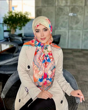 روسری ابریشمی