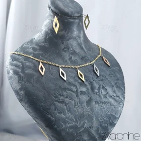 نیم ست طرح طلا با آویزهای لوزی سه رنگ 10081