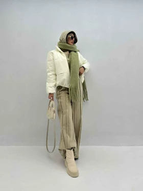 کاپشن پایین گت
