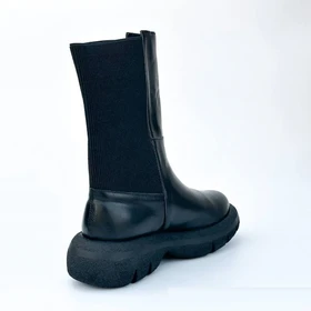 کفش بوت زنانه استرادیواریوس مدل Stradivarius Flat Ankle Boots - BTB90
