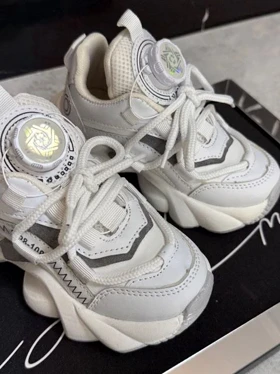 کتانی بچه گانه الکس