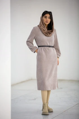 پالتو بلند کفتان زنانه یقه گرد بیسکوییتی (صورتی تیره)