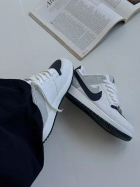 کتانی AIR JORDAN 1