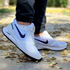 نایک رانینگ گاید Nike guide 10 سفید
