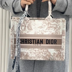 کیف دیور Small Dior Book Tote A02 (کرم)