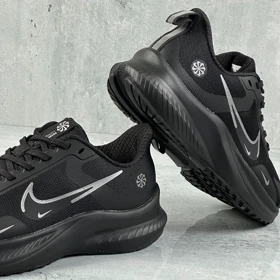 کفش اسپرت کتانی نایک زوم طرح برف تمام مشکی Nike Air Zoom snow