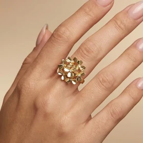 انگشتر زنانه طرح گل نگین‌دار مینیمال، ظرافت در دستان شما