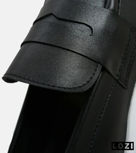 کفش کتانی مردانه مشکی BERSHKA