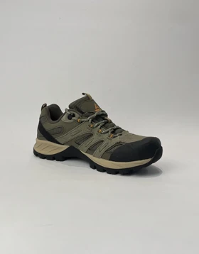 کفش طبیعت گردی هامتو با رویه چرم یشمی