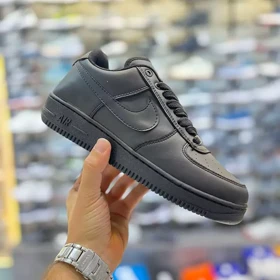 کفش روزمره زنانه نایکی مدل ایرفورس تمام مشکی کیفیت عالی