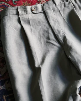 شلوار پلیسه‌دار