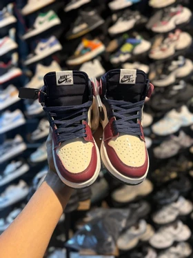 کتانی جردن وان ساق‌دار سرمه ای زرشکی