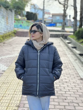 کاپشن کلاهدار