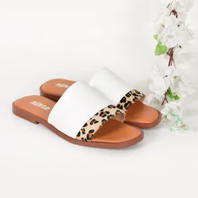 صندل زنانه نیکتا مدل WH.2735