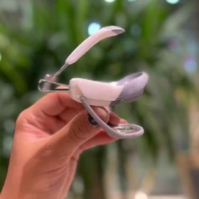 ناخنگیر ذره بین دار هی اور شی