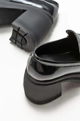 کفش پاشنه‌بلند کلاسیک زنانه اله elle