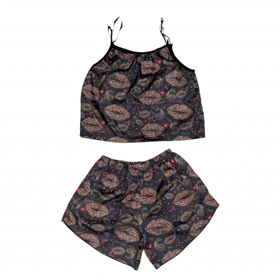 ست تاپ و شلوارک طرح بوسه 201