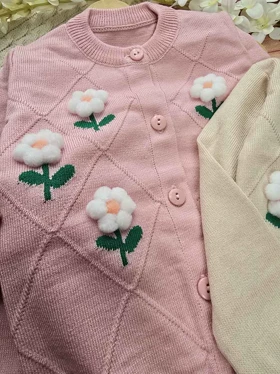 ژاکت بافت گل بابونه