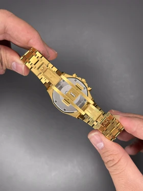 ساعت مچی اودمار پیگه کورنوگراف بند و صفحه طلایی Audemars Piguet